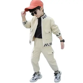 Весенне-осенние вельветовые комплекты для мальчиков, новая корейская версия 2023 года, модная одежда для подростков, красивая повседневная детская одежда из 2 предметов