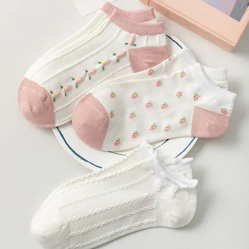 Весной и летом новые японские женские носки серии Strawberry Тонкие хлопчатобумажные носки в корейском стиле в стиле колледжа, трендовые носки
