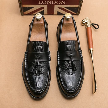 Итальянские дизайнерские мужские черные повседневные туфли для свадебной вечеринки, туфли без застежки с кисточками, коричневые деловые лоферы для мужчин, Бесплатная доставка