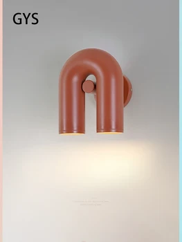 Светодиодный настенный светильник U-образной формы на заднем плане Рядом со светом Дизайнерское Минималистичное освещение Диван в гостиной Скандинавская лестница Коридорные светильники