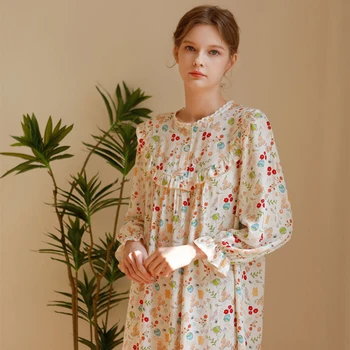 Французская ночная рубашка из атласа с круглым вырезом, женская юбка-пуловер с длинными рукавами и кружевными деталями, идеально подходящая для весенних домашних вечеров