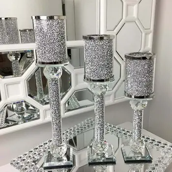 Хрустальная крошка бриллианта внутри, серебряные подсвечники из зеркального стекла, которые украсят ваш дом / офис и роскошный декор.